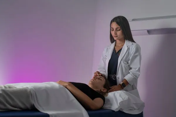Pain-Clinic-3-600x400